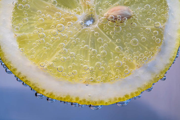 beverage, bubble, citrus, citrus fruit, clear, close up, color, delicious, drink, drop, food, fresh, freshness, fruit, fruity, health, healthy, juice, lemon, liquid, macro, refreshing, refreshment, round, seed, slice, sod, HD wallpaper
