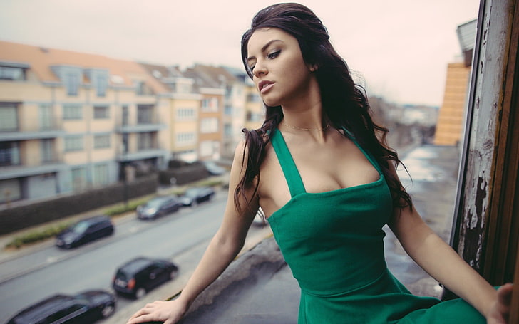 women's green thick strap dress, women, cleavage, HD wallpaper