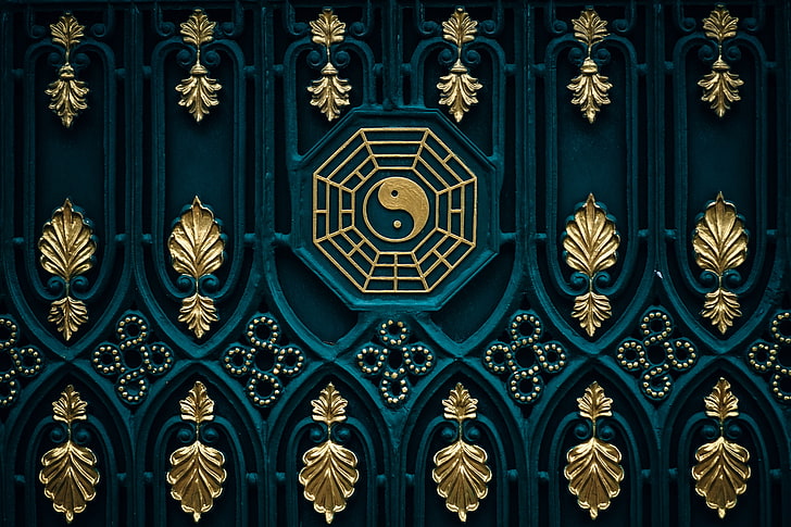 wallpaper digital ying yang berwarna kuningan dan hitam, yin yang, agama buddha, elemen, gerbang, emas, Wallpaper HD