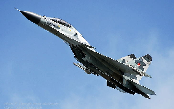 Flug Su-35, weißes und graues Kampfflugzeug, Flug, HD-Hintergrundbild