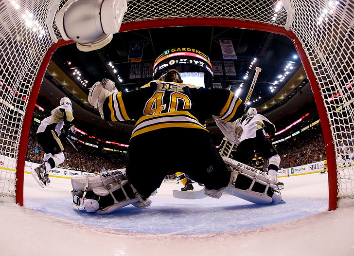 Das schwarze und gelbe Eishockey-Trikot der Männer, Hockey, Boston Bruins, Tukka Rask, Finnland, Sport, Eis, HD-Hintergrundbild