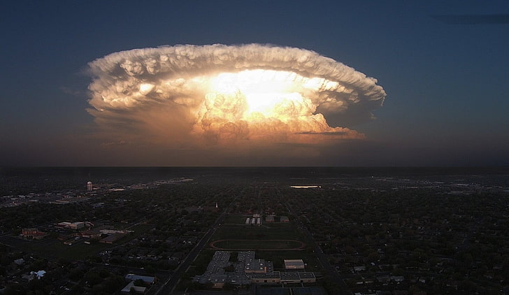 nuclear bomb explosion, bomb exploded near buildings, supercell (nature), storm, clouds, Texas, cityscape, nature, lights, landscape, HD wallpaper