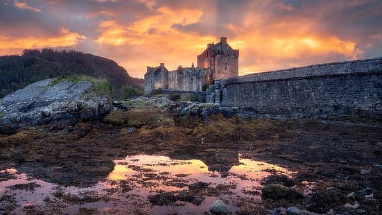  Scotland, outdoors, castle, building, clouds, sunlight, Eilean Donan, reflection, HD wallpaper HD wallpaper