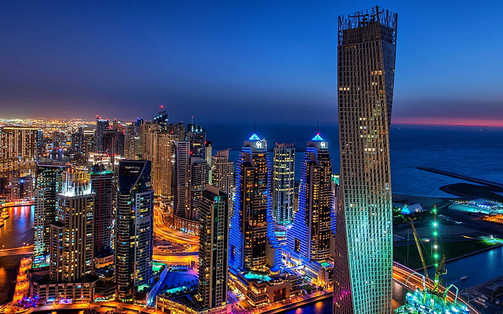 Dubai, stad, kväll, ljus, byggnader, skyskrapor, cayantornet i dubai, Dubai, stad, kväll, lampor, byggnader, skyskrapor, HD tapet