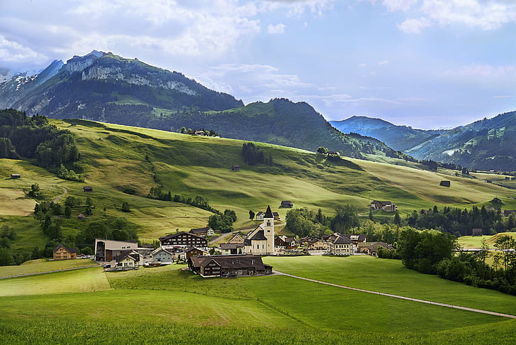 ペインに沿ったコンクリートの家、スイス、スイス、風景、コンクリート、家、スイス、ツァイス、70mm、F4、リミックス、スイスの山々、緑、町、風光明媚な、観光、クリエイティブコモンズ、cc、同様に共有、ライセンス、広角、土地、景観、広大な地形、空、雲、草、山、ヨーロッパ、ヨーロッパアルプス、夏、イタリア、屋外、風景、自然、丘、草原、 HDデスクトップの壁紙