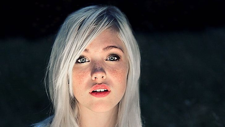 woman's face, white hair, freckles, Devon Jade, looking at viewer, women, portrait, face, model, HD wallpaper