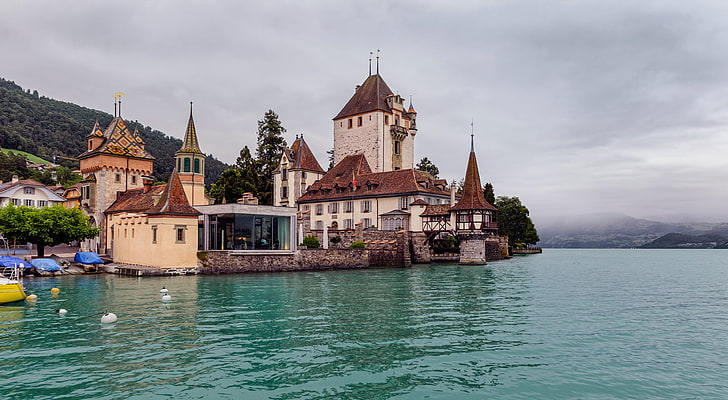 beige and brown concrete house, lake, castle, Switzerland, Lake Thun, Oberhofen Castle, HD wallpaper