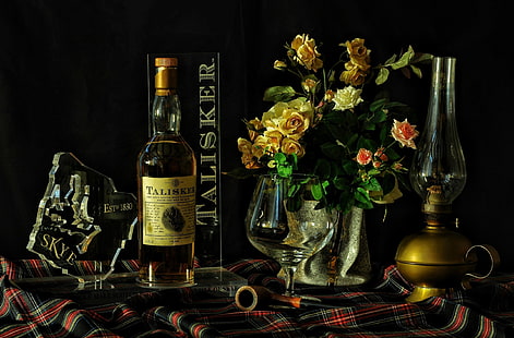 alcohol, flores, botellas, naturaleza muerta, escocés, whisky, Skye, pipa, Fondo de pantalla HD HD wallpaper