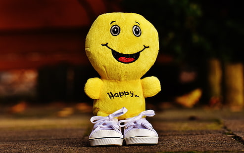 жълто щастливо ми плюшена играчка, усмивка, щастие, играчка, HD тапет HD wallpaper