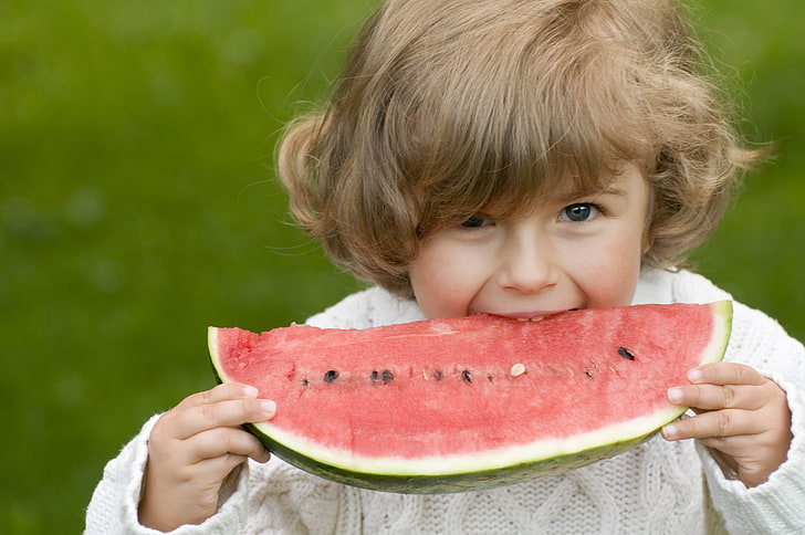 toddler's white knit sweater, baby, food, watermelon, HD wallpaper