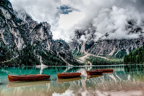 chmury, góry, jezioro, łodzie, Włochy, Dolomity, Południowy Tyrol, Dolomity, Jezioro Braies, Pragser Wildsee, Tapety HD HD wallpaper