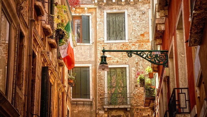 ventana, casa, fachada, calle, puerta, casa, farola, Venecia, Italia, UE, Europa, bandera, Fondo de pantalla HD