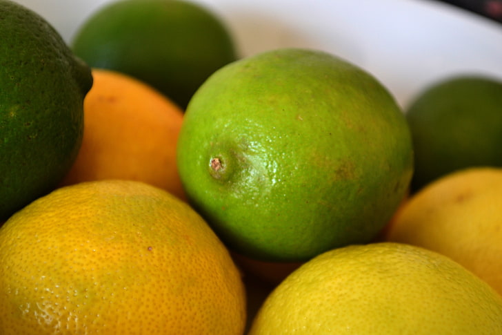 green and yellow lemon fruits, lime, lemon, fruit, citrus, HD wallpaper