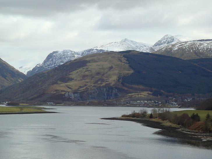 Glencoe ، Glencoe ، مزارع الصنوبر ، الثلج ، اسكتلندا ، بحيرة لوخ ، المرتفعات ، 3D والمجردة، خلفية HD