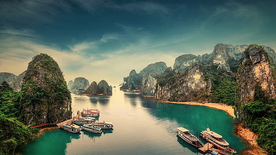 vietnam, sky, water, halong bay, cloud, mount scenery, bay, mountain, landscape, lake, tree, tourism, sea, asia, ships, HD wallpaper HD wallpaper