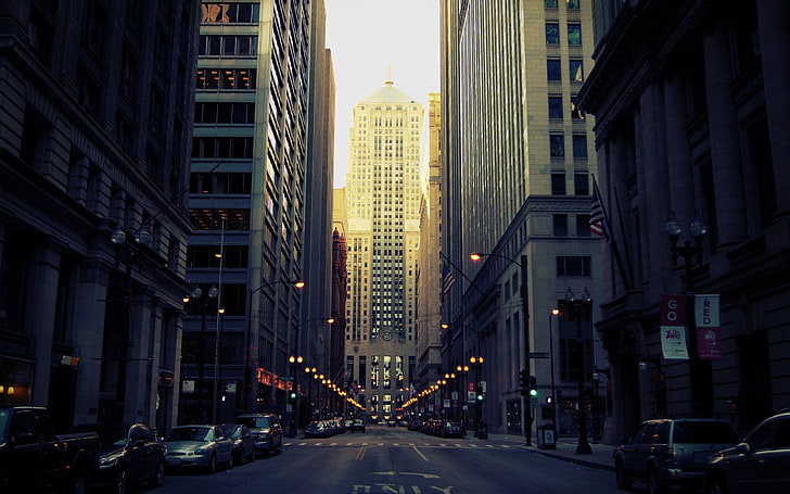 автомобильная стоянка перед высотными зданиями, машина, город, улица, здания, Чикаго, городской пейзаж, HD обои