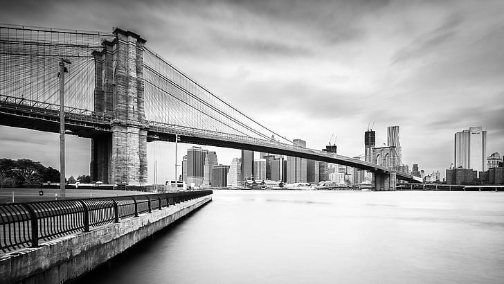 ブルックリンブリッジブリッジの建物高層ビルニューヨーク川BW HD、建物、都市景観、bw、高層ビル、橋、川、新しい、ニューヨーク、ブルックリン、 HDデスクトップの壁紙