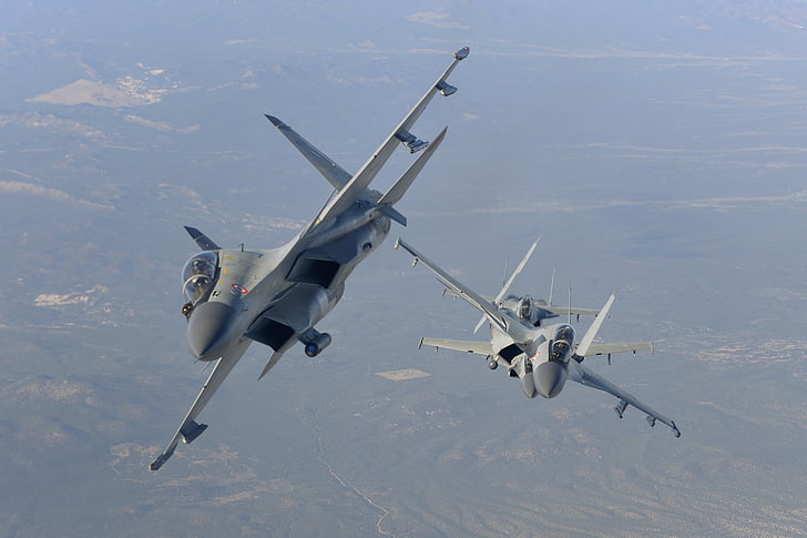 два бели самолета в средата на въздуха снимка, полет, самолетът, бой, индийските военновъздушни сили, Су-30 MKI, HD тапет
