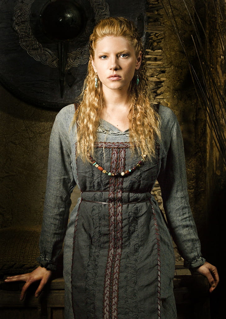 standing, Katheryn Winnick, portrait, shield, Nordic, Vikings (TV series), blonde, women, Vikings, Lagertha Lothbrok, HD wallpaper