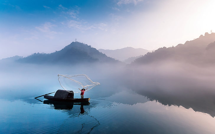 China Dongjiang Lake Fog Fisherman Morning, HD wallpaper