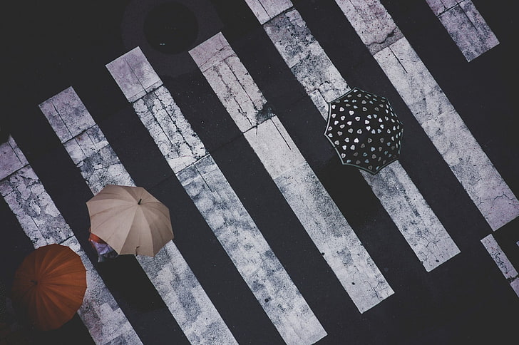 three assorted-color umbrellas, photography, Japan, umbrella, street, aerial view, simple, HD wallpaper