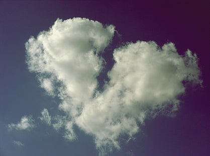 Coração partido em forma de nuvem, nuvens brancas, feriados, dia dos namorados, nuvem, coração, plano de fundo, quebrado, romântico, céu, em forma de, triste, HD papel de parede HD wallpaper