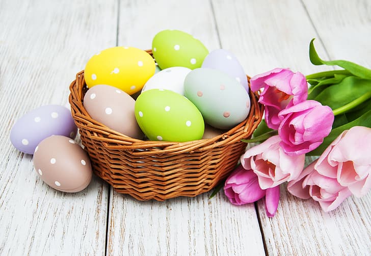 flores, huevos, colorido, Pascua, tulipanes, feliz, madera, rosa, púrpura, decoración, cesta, Fondo de pantalla HD