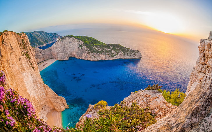 Плаж Navagio Остров Закинтос в Гърция Тапет за залез пейзаж за работен плот 3840 × 2400, HD тапет