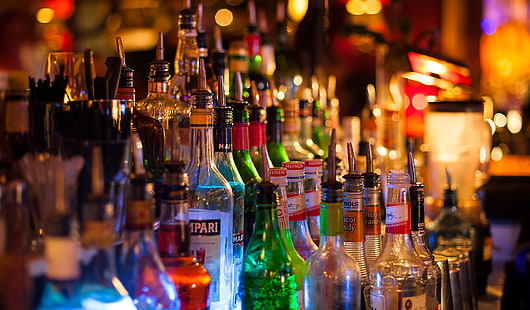 مجموعة متنوعة من الزجاجات ، بار ، كحول ، مشروبات، خلفية HD HD wallpaper