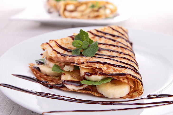 crepe with chocolate sauce and mint leaves, the sweetness, chocolate, damn, banana, dessert, mint leaves, HD wallpaper
